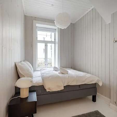 アパート Dinbnb Comfortable 2-bed Urban Escape With Apple Tv & Cozy Features オスロ