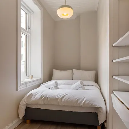 Apartment Dinbnb Comfortable 2-bed Urban Escape With Apple Tv & Cozy Features